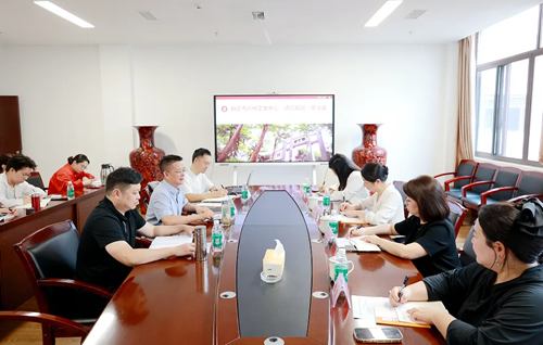 西南医科大学护理学院党委副书记徐茜一行莅临我院交流座谈
